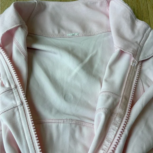lululemon define jacket nulu strawberry milkshake RARE! - Picture 14 of 14